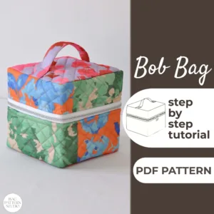 Cosmetic Bag made from a Sewing Pattern and on the left side is the text bob bag step by step tutorial pdf pattern